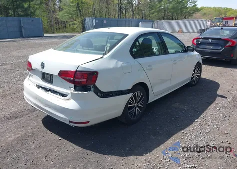2018 Volkswagen Jetta 1.4T Se/1.4T Wolfsburg Edition из США, поврежденный, VIN 3VWDB7AJ0JM207494